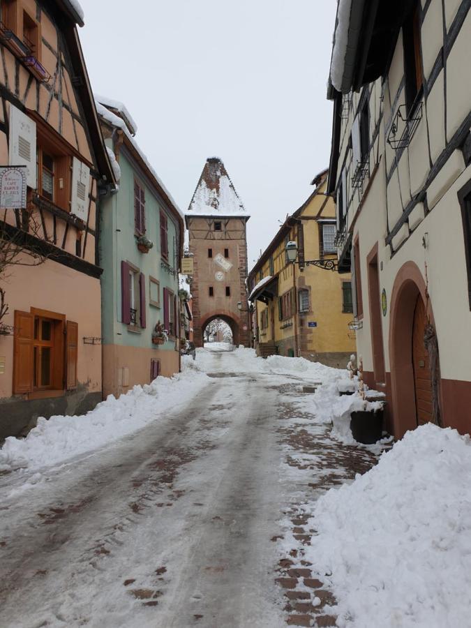 Gite Des Seigneurs Ammerschwihr Exterior photo